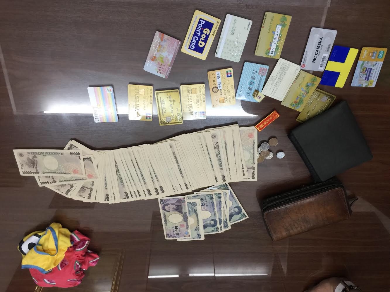 Lái xe taxi Mai Linh trả lại 932.000 yên cho hai du khách Nhật Bản